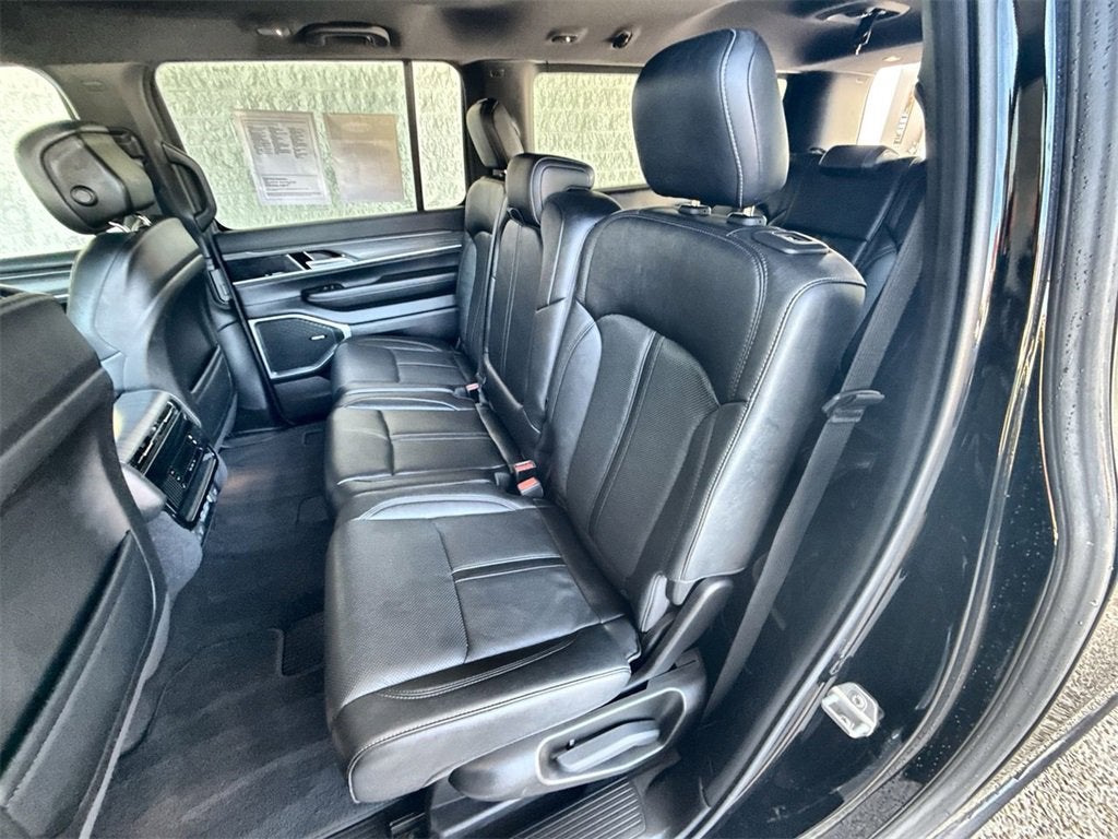 2023 Jeep Wagoneer L Series III 4x4