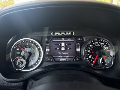 2019 RAM 1500 Big Horn/Lone Star Crew Cab 4x4 5'7" Box