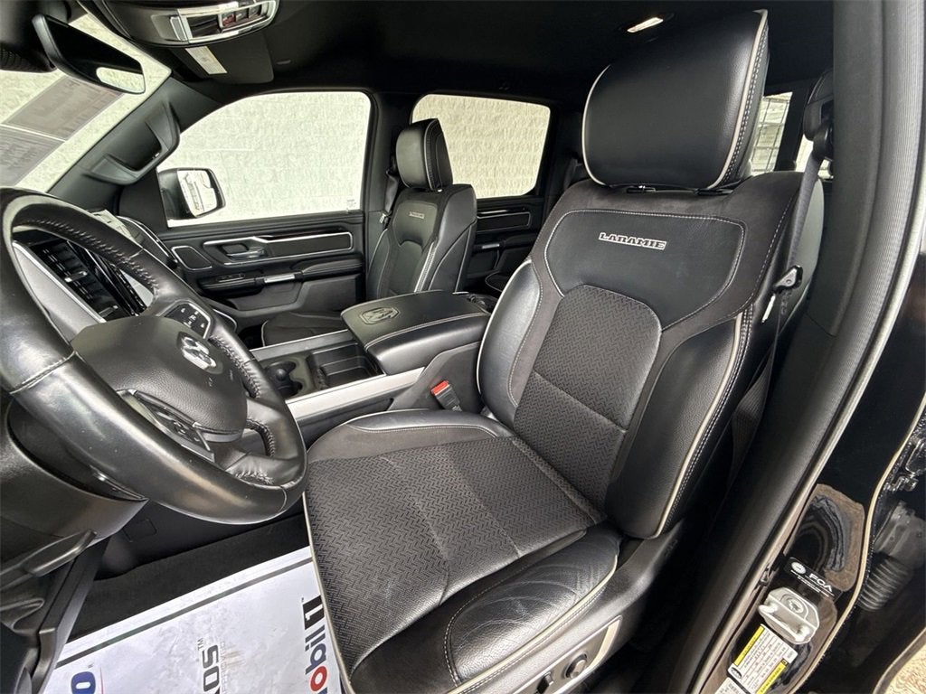 2022 RAM 1500 Laramie Crew Cab 4x4 5'7" Box