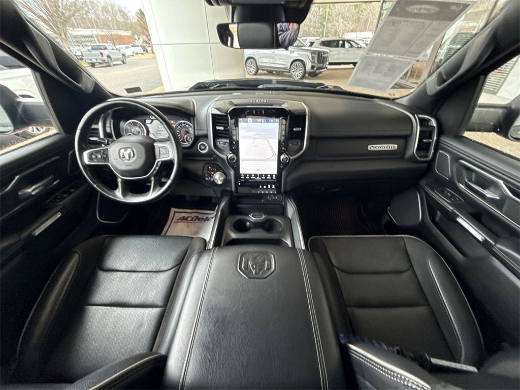 2022 RAM 1500 Laramie Crew Cab 4x4 5'7" Box