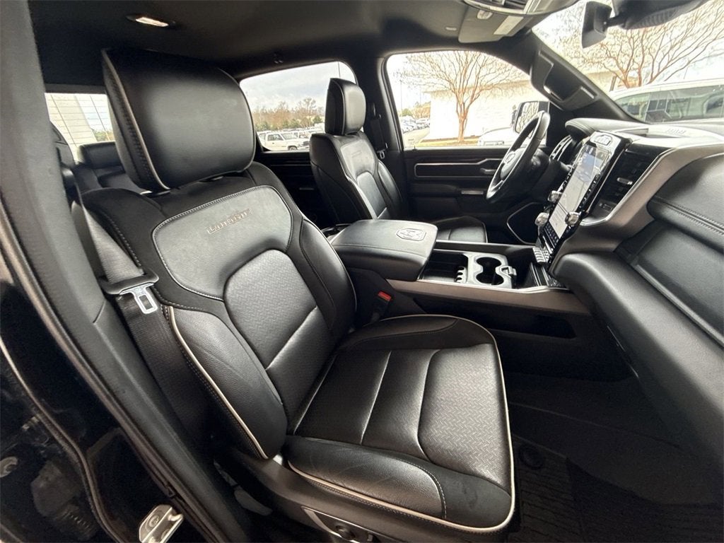 2022 RAM 1500 Laramie Crew Cab 4x4 5'7" Box