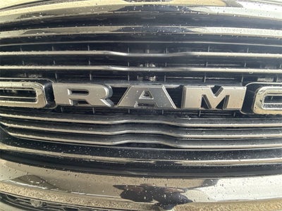 2022 RAM 1500 Laramie Crew Cab 4x4 5'7" Box