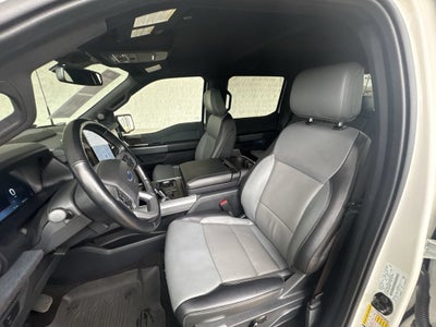 2022 Ford F-150 Lightning LARIAT