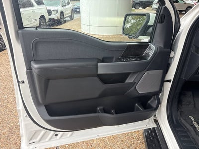 2022 Ford F-150 Lightning LARIAT