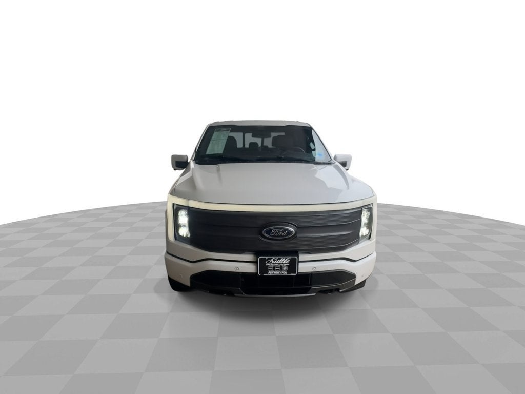 2022 Ford F-150 Lightning LARIAT