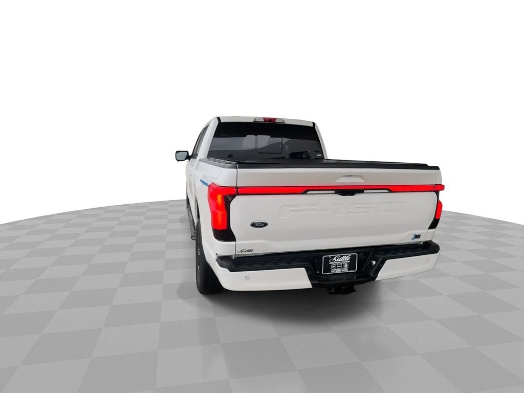 2022 Ford F-150 Lightning LARIAT