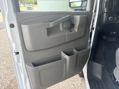 2020 Chevrolet Express Passenger 3500 LT