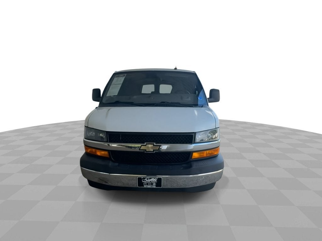 2020 Chevrolet Express Passenger 3500 LT