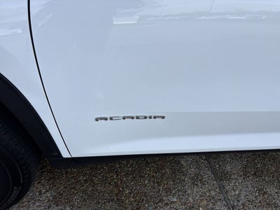 2025 GMC Acadia Elevation