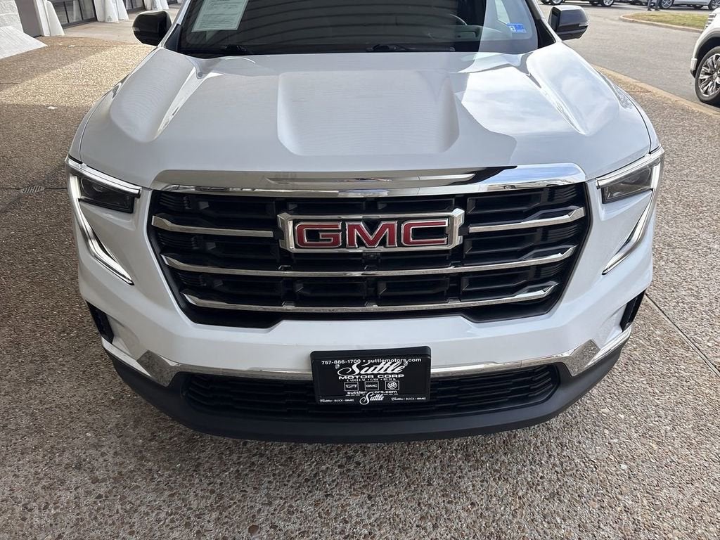 2025 GMC Acadia Elevation