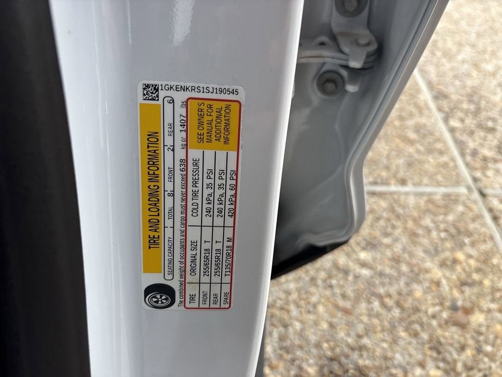 2025 GMC Acadia Elevation