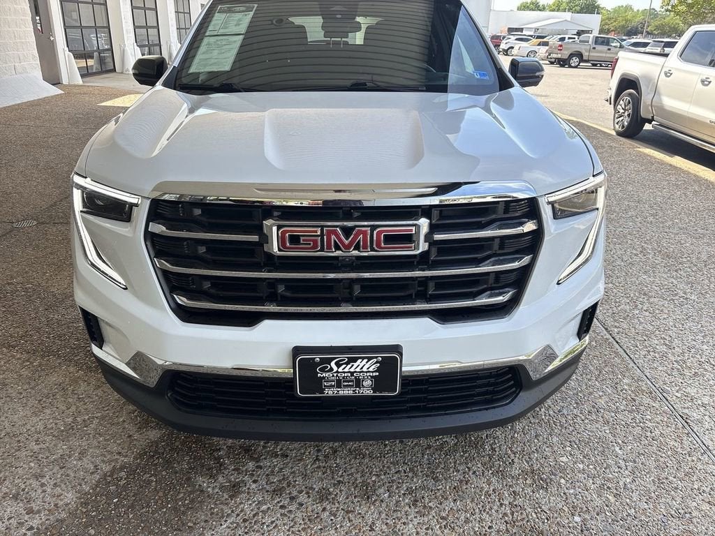 2025 GMC Acadia Elevation