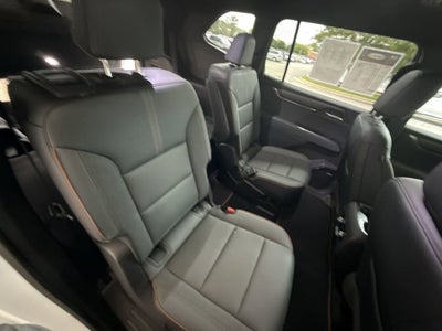 2024 GMC Acadia AT4
