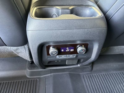 2024 GMC Acadia AT4