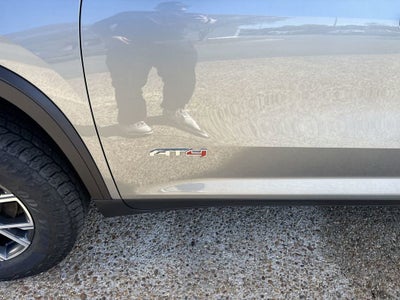 2024 GMC Acadia AT4