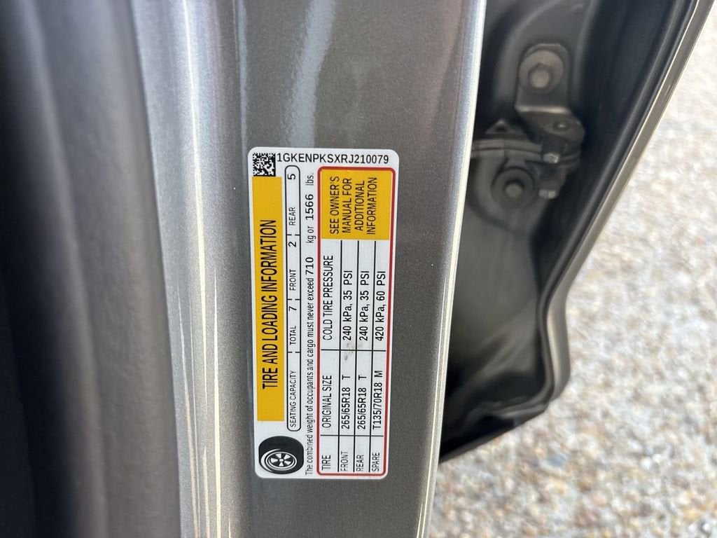 2024 GMC Acadia AT4