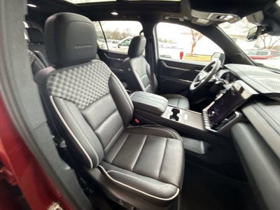 2024 GMC Acadia Denali