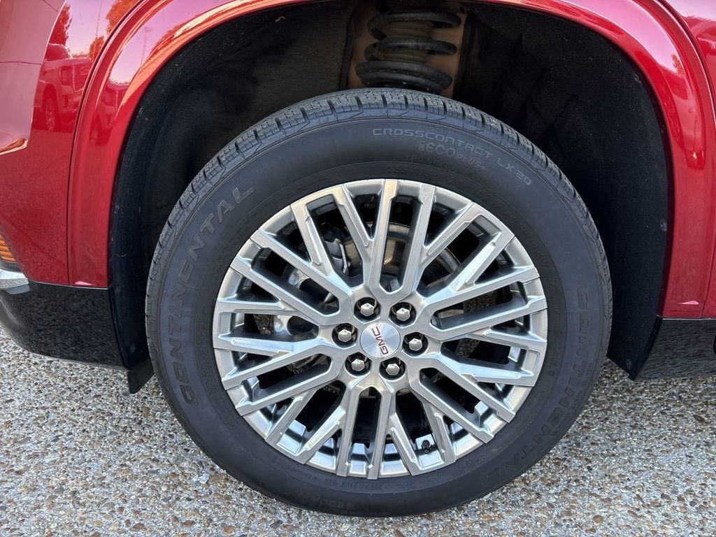 2024 GMC Acadia Denali