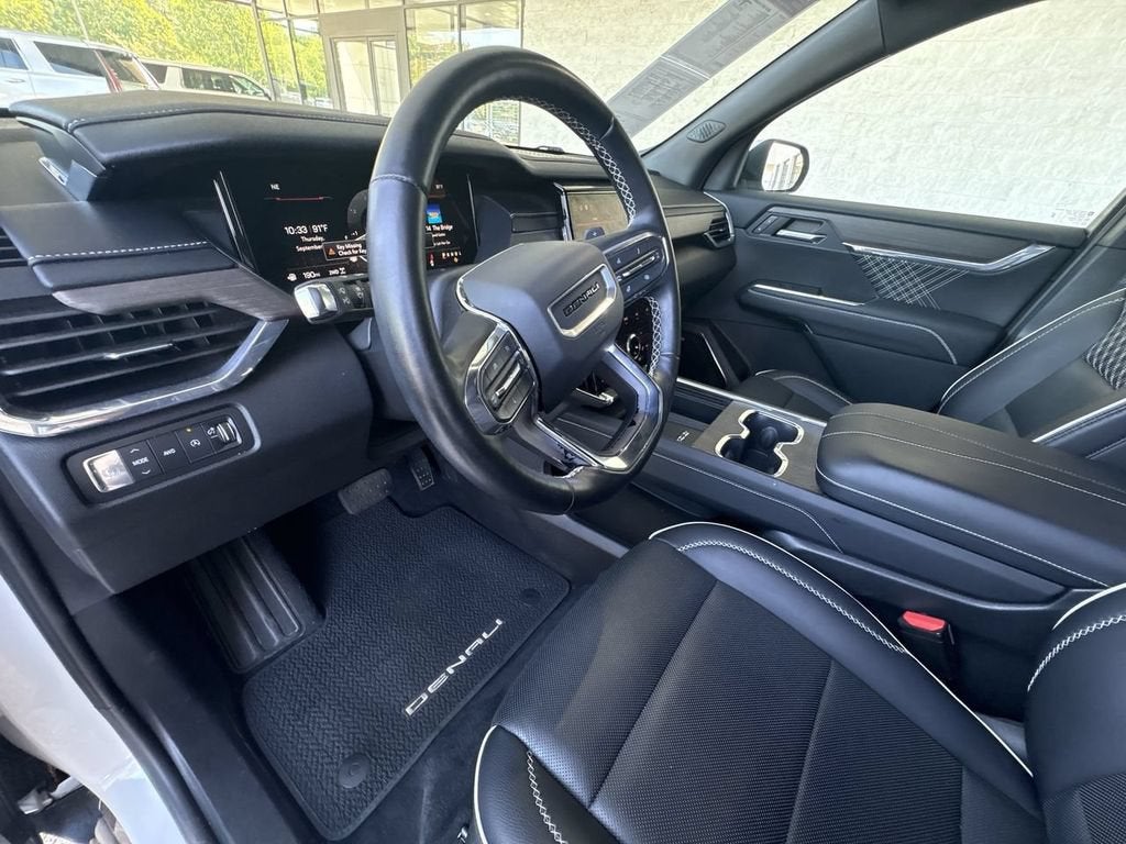 2024 GMC Acadia Denali