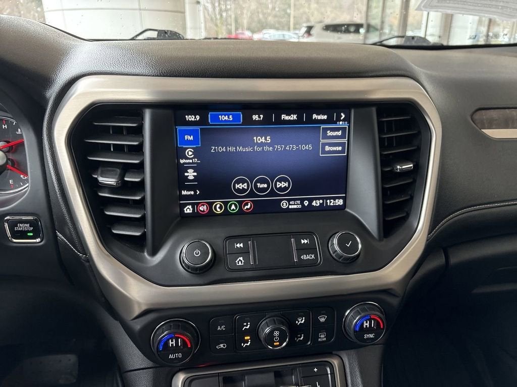 2022 GMC Acadia Denali