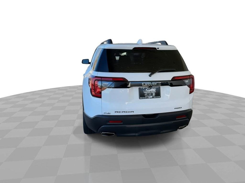 2023 GMC Acadia SLT