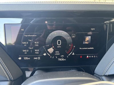 2025 GMC Yukon Elevation