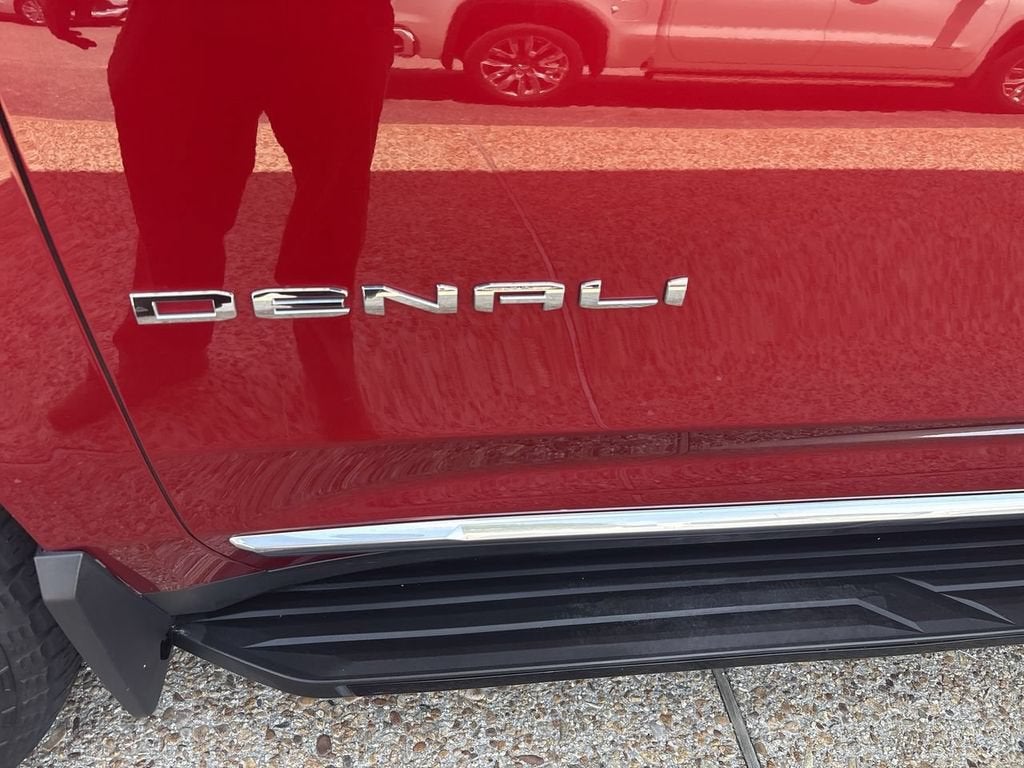 2022 GMC Yukon Denali