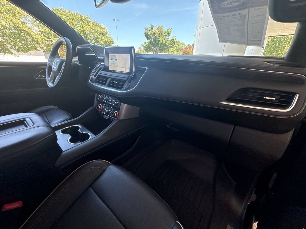 2023 GMC Yukon XL SLT