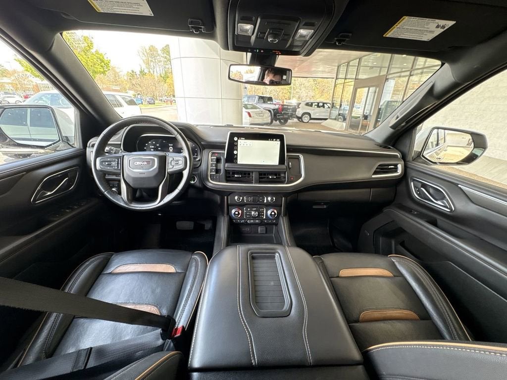 2022 GMC Yukon XL AT4