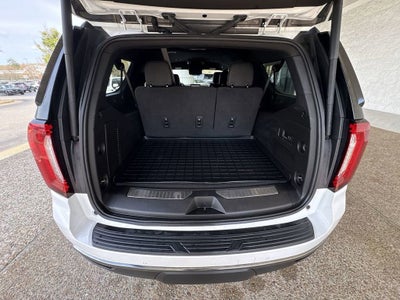 2022 GMC Yukon XL AT4