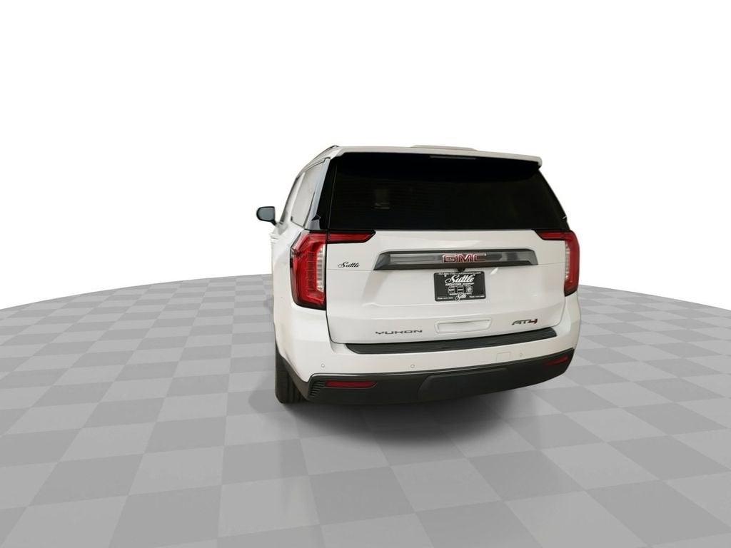 2023 GMC Yukon XL AT4