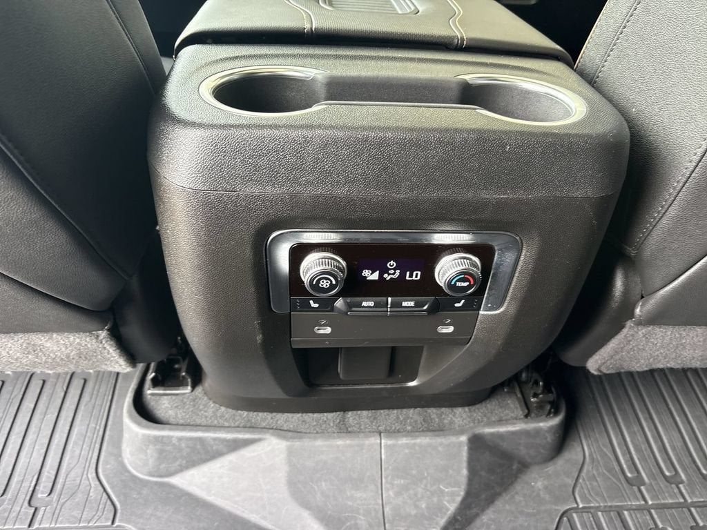 2024 GMC Yukon XL AT4