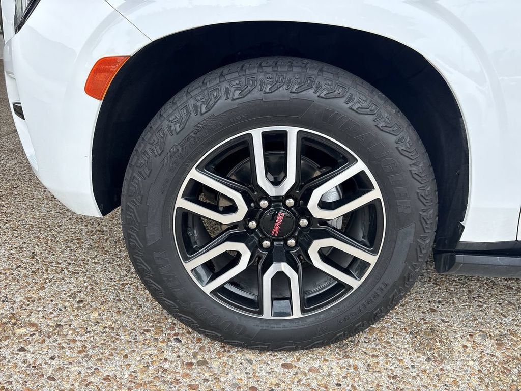 2024 GMC Yukon XL AT4