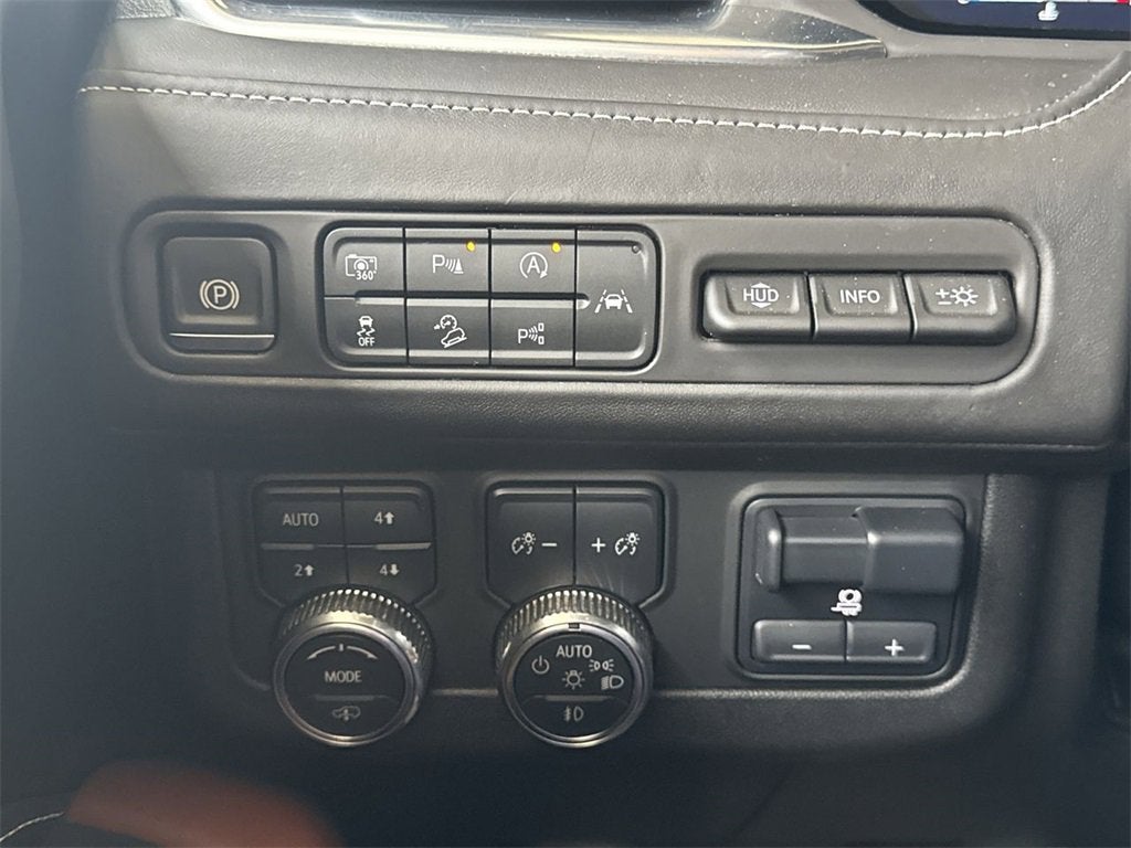 2024 GMC Yukon XL Denali Ultimate