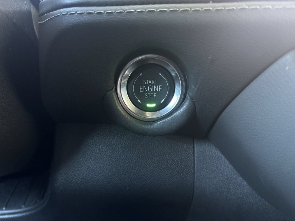 2026 Chevrolet Suburban LT - Photo 17