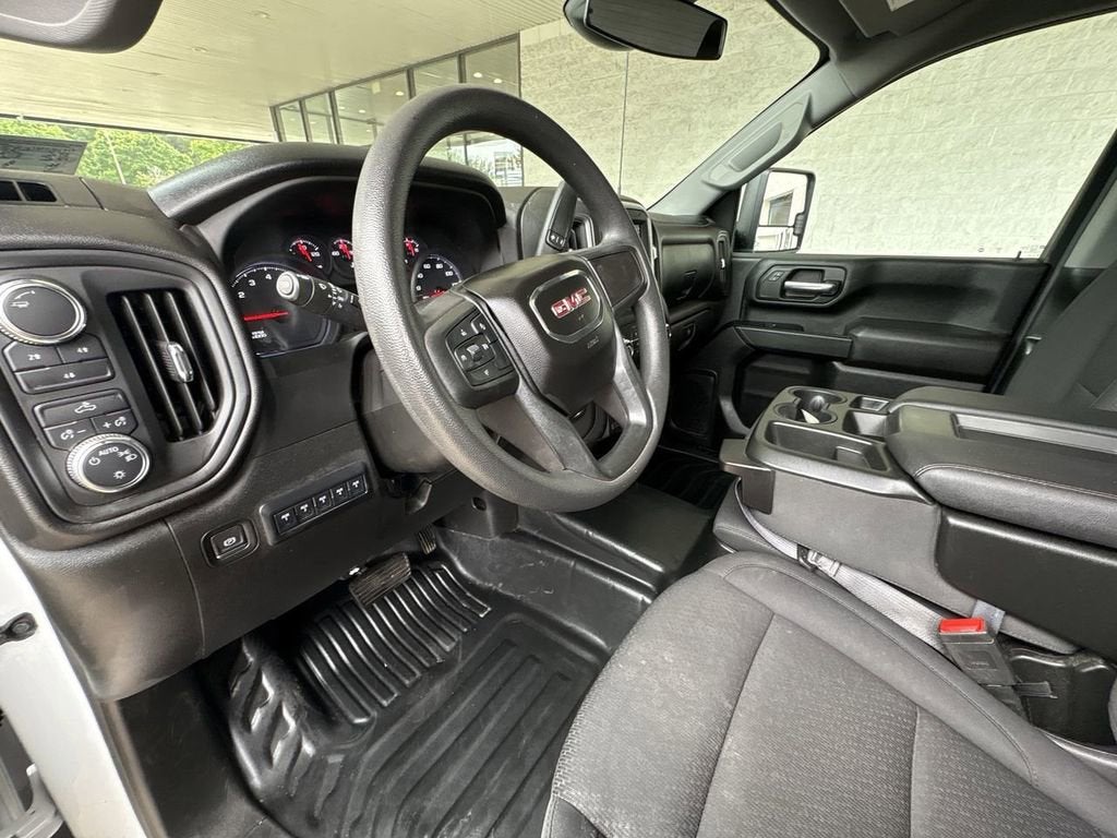 2024 GMC Sierra 2500 HD Pro