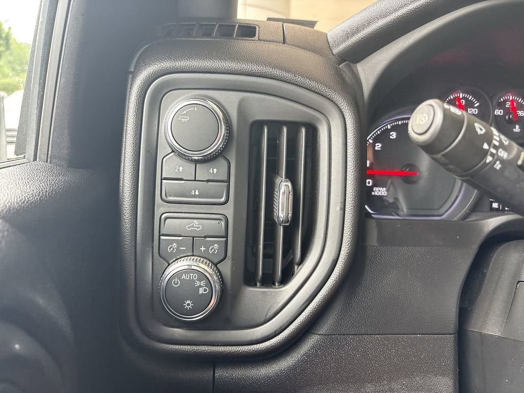 2024 GMC Sierra 2500 HD Pro