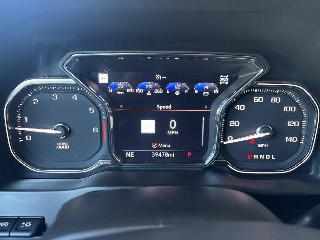 2022 GMC Sierra 2500HD AT4 - Photo 11