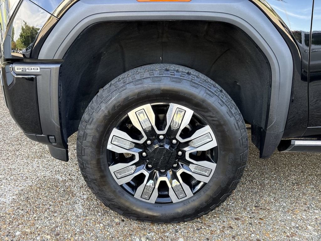 2025 GMC Sierra 2500 HD Denali