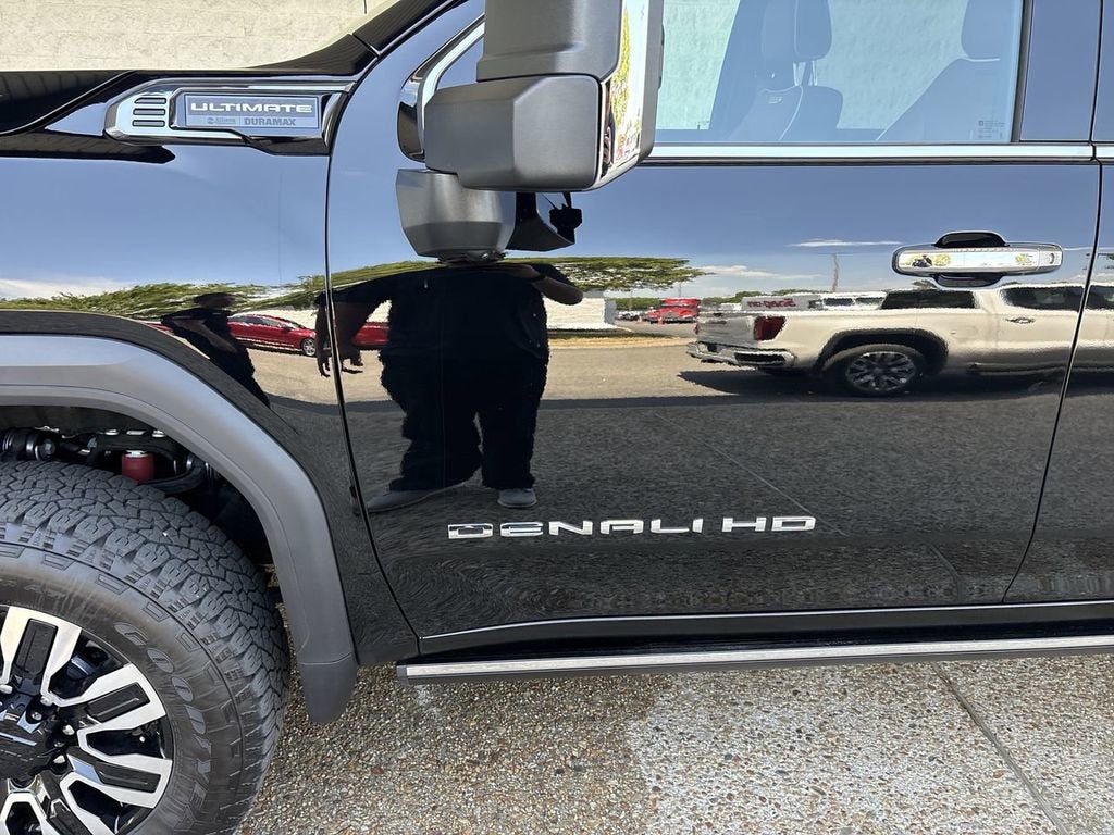 2025 GMC Sierra 2500 HD Denali Ultimate