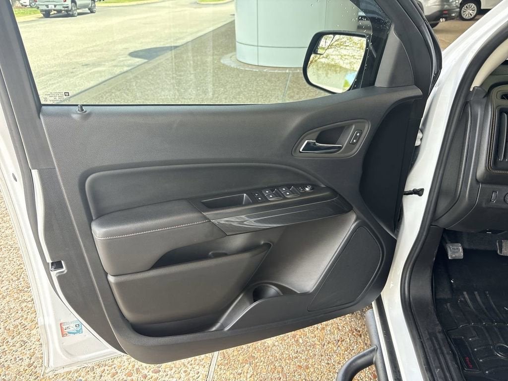 2022 GMC Canyon AT4 - Leather