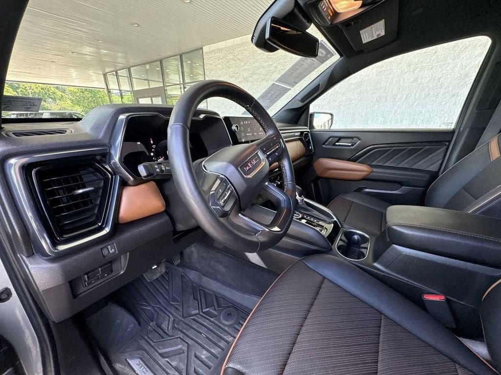 2023 GMC Canyon AT4