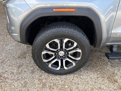 2023 GMC Canyon AT4