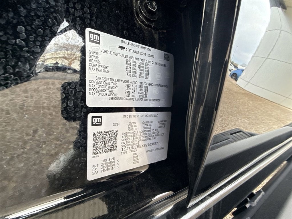 2025 GMC Sierra 1500 AT4