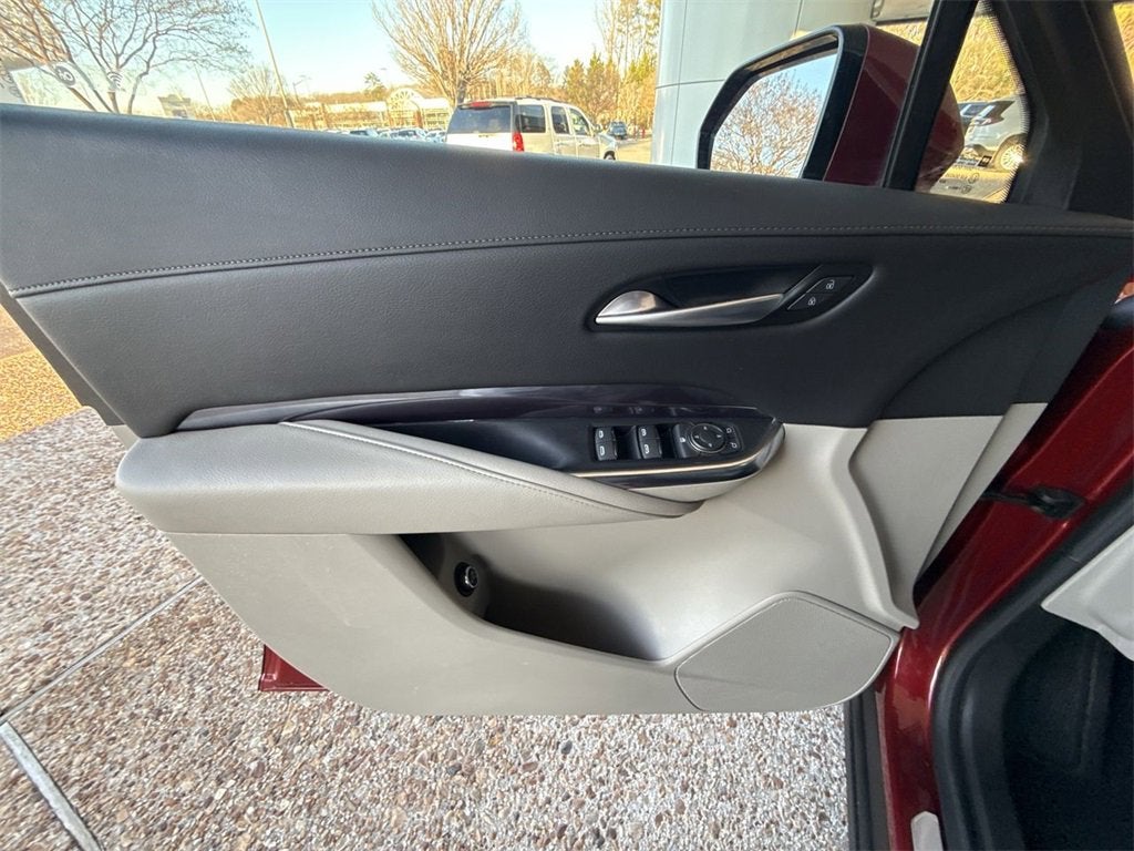 2023 Cadillac XT4 Luxury