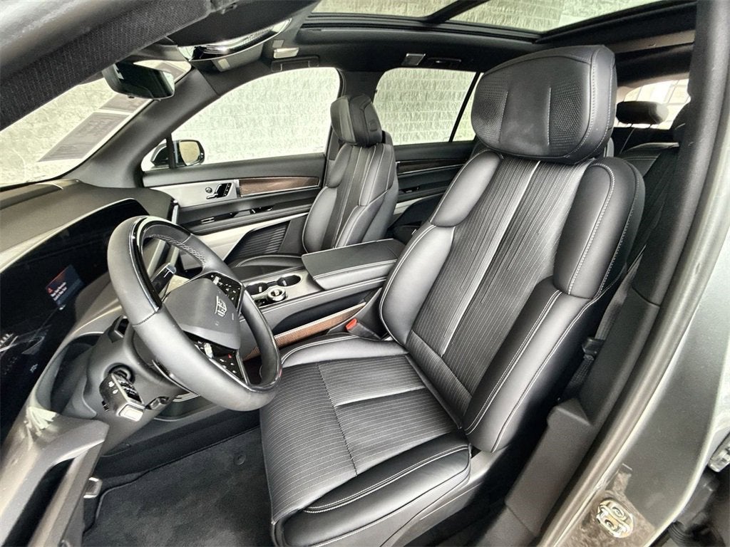 2026 Cadillac VISTIQ Sport