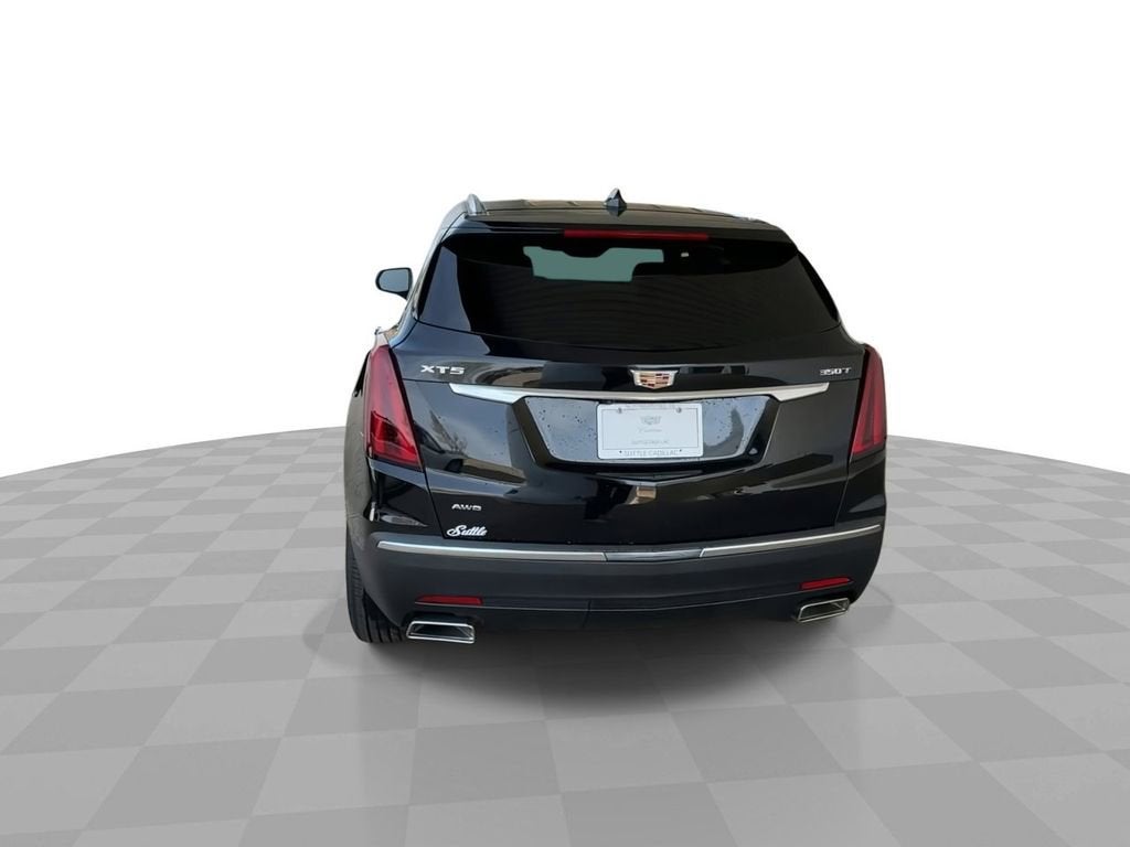 2024 Cadillac XT5 Luxury