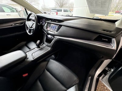 2017 Cadillac XT5 Luxury FWD