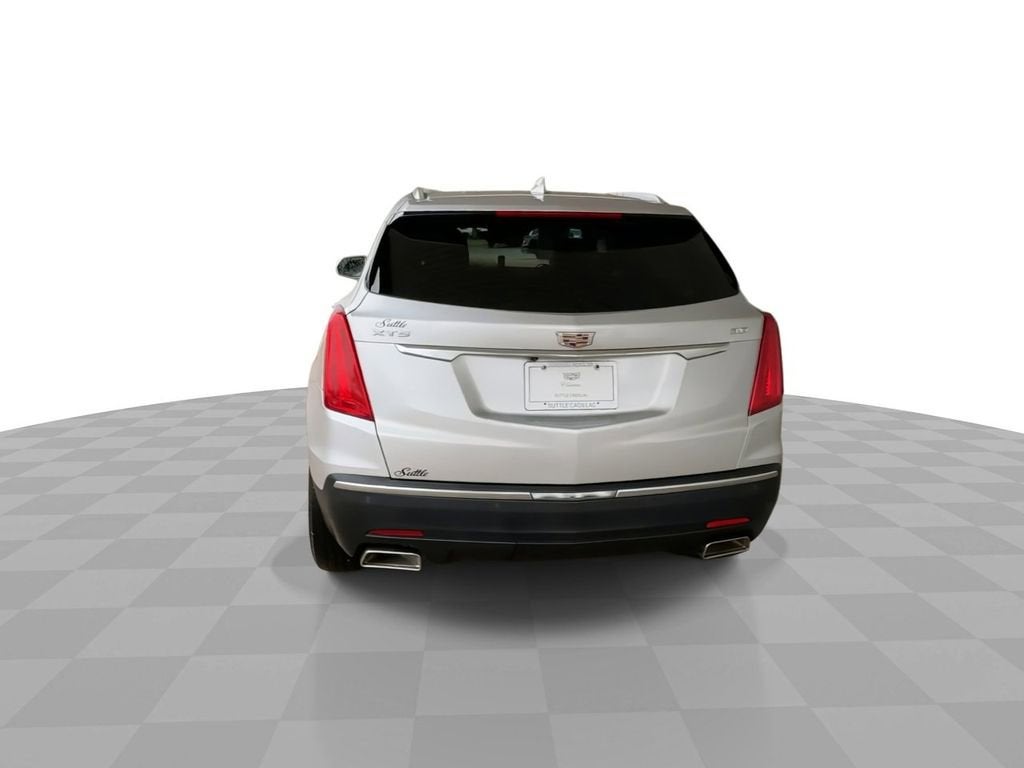 2017 Cadillac XT5 Luxury FWD