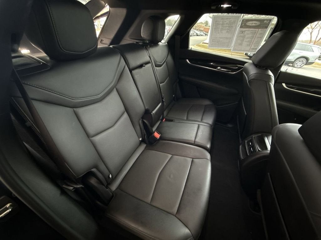 2022 Cadillac XT5 Premium Luxury